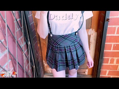 ❤️ Школачы Сосут анын Дик терең жана трахает ордуна класстар. ❤️ Порно видео ky.bassaniluigi.ru ️❤