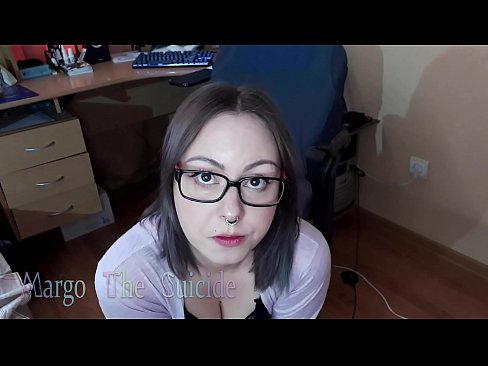 ❤️ Көз айнек тагынган сексуалдуу кыз Дилдону камерага терең соруп ❤️ Порно видео ky.bassaniluigi.ru ️❤